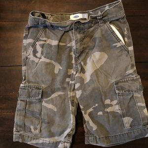 Boys size 10 old navy Camo Cargo Shorts